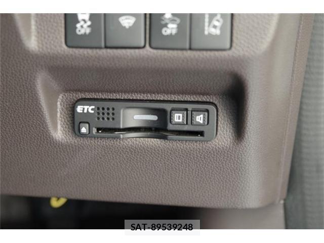 Honda FREED 2018-07 8099271-4