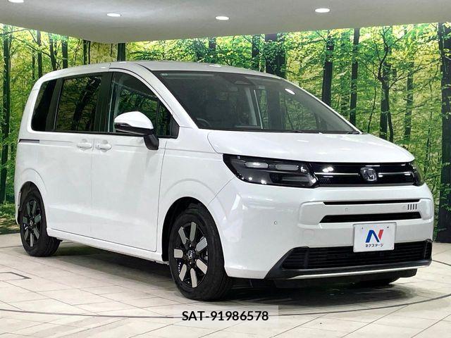 Honda FREED 2025-06 8099257-16