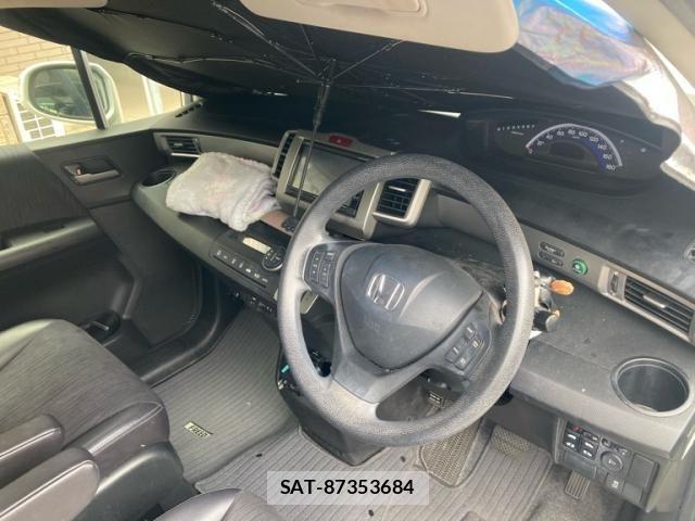 Honda FREED 2015-10 8099282-12