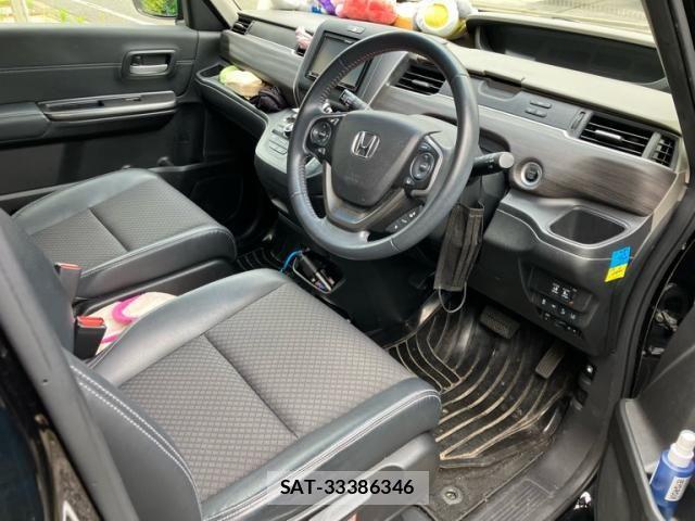 Honda FREED 2020-05 8130258-6