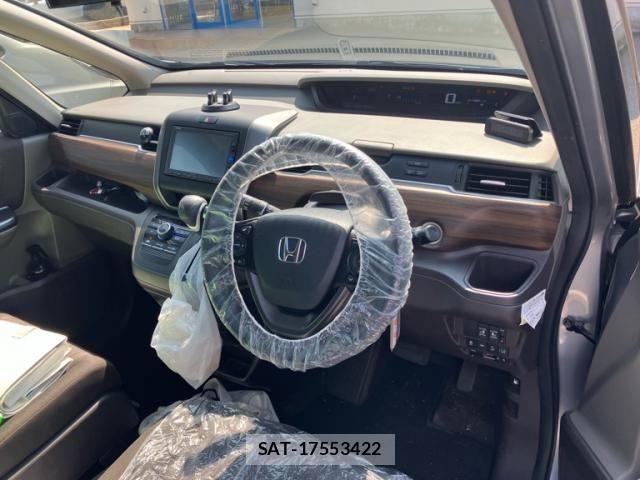 Honda FREED 2017-06 8130252-8