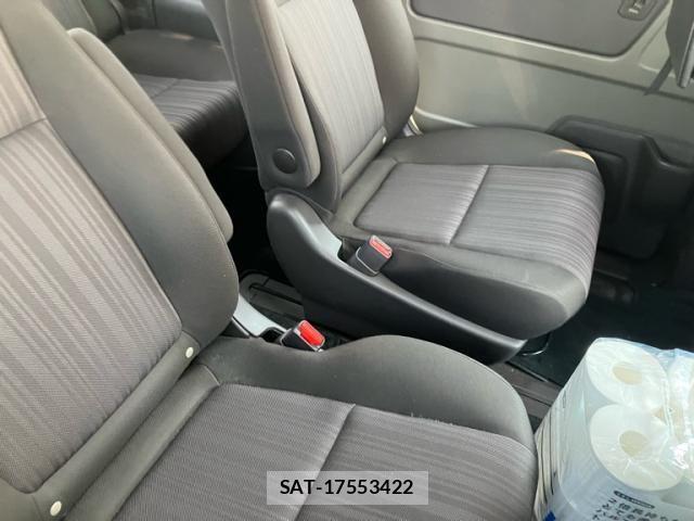 Honda FREED 2017-06 8130252-11