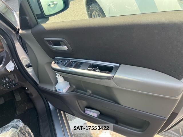 Honda FREED 2017-06 8130252-7
