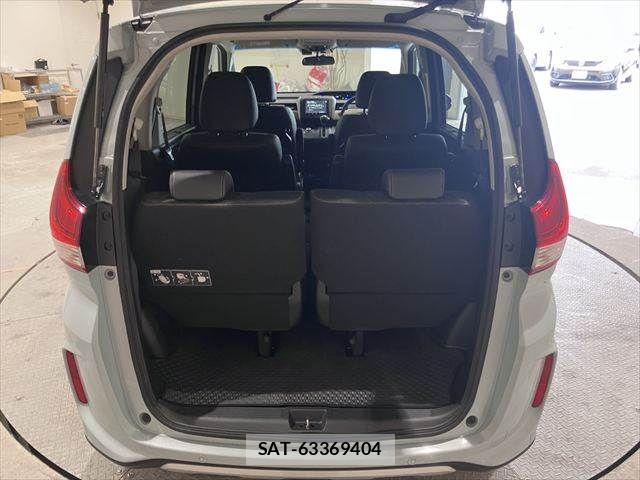 Honda FREED 2023-12 8130235-9