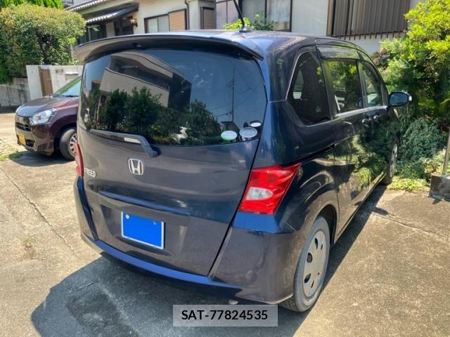Honda FREED 2011-08 8130261-1