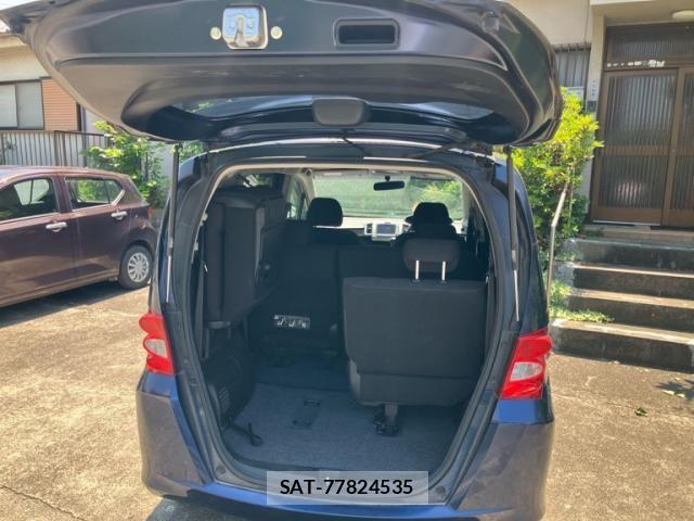 Honda FREED 2011-08 8130261-7