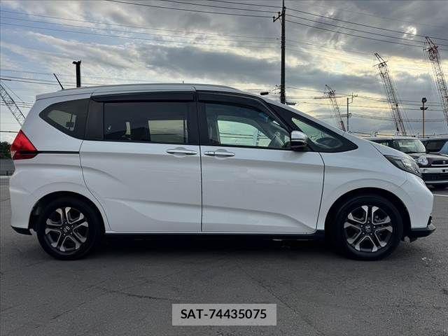 Honda FREED 2023-12 8130237-11