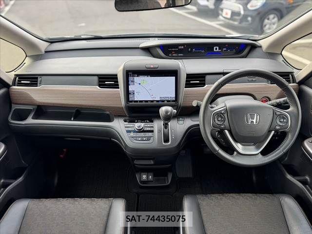 Honda FREED 2023-12 8130237-1