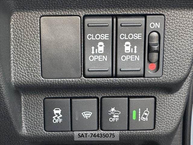 Honda FREED 2023-12 8130237-5