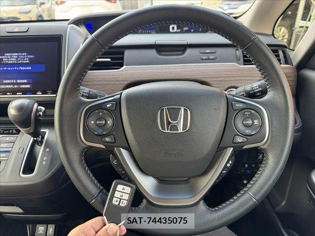 Honda FREED 2023-12 8130237-6