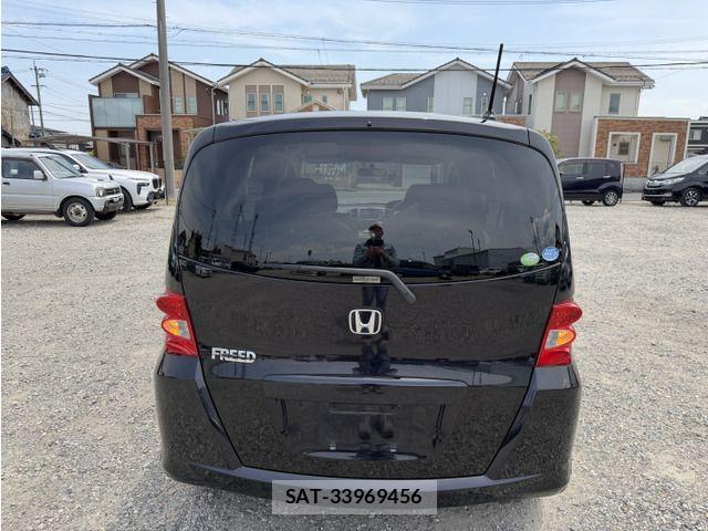 Honda FREED 2009-10 8145838-7