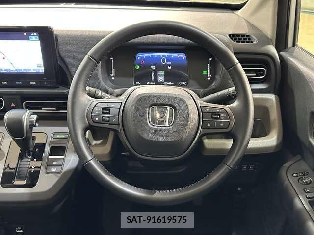 Honda FREED 2025-07 8158484-9