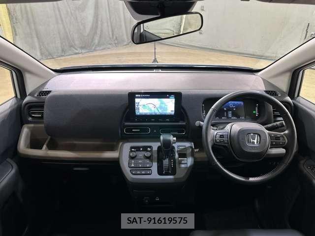 Honda FREED 2025-07 8158484-16