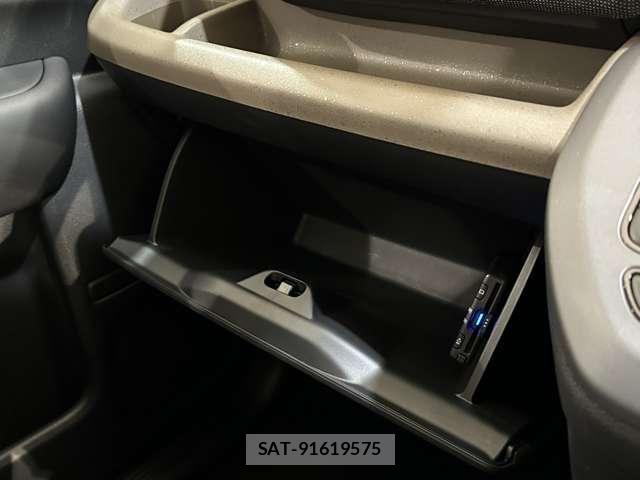 Honda FREED 2025-07 8158484-25