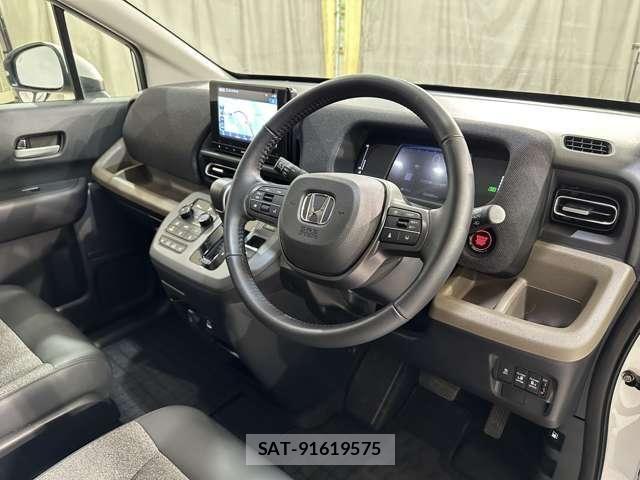 Honda FREED 2025-07 8158484-8