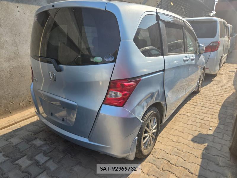 Honda FREED 2009-03 3845479-1