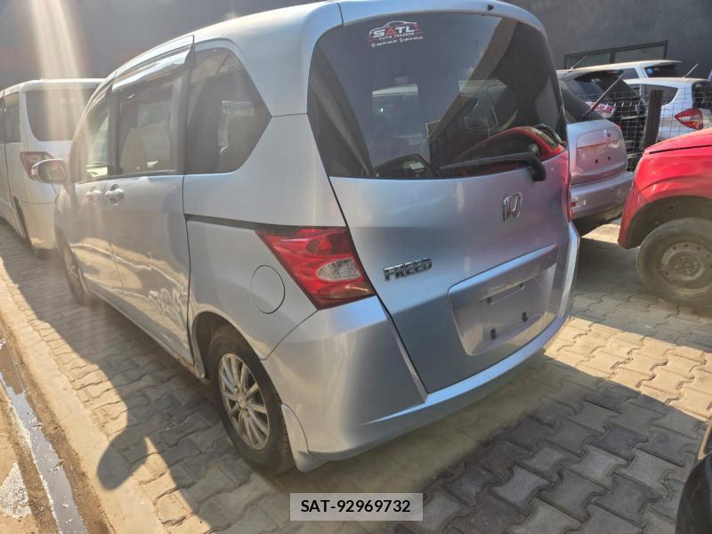 Honda FREED 2009-03 3845479-3