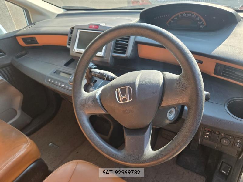 Honda FREED 2009-03 3845479-8