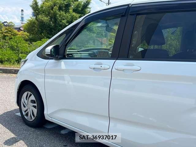 Honda FREED 2017-06 8207593-21
