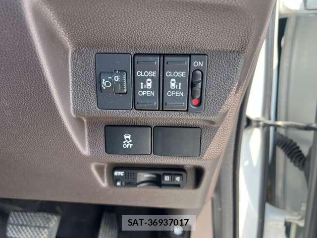 Honda FREED 2017-06 8207593-29