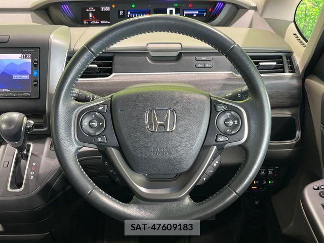 Honda FREED 2017-01 8207595-11