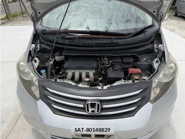 Honda FREED 2009-12 8207609-3