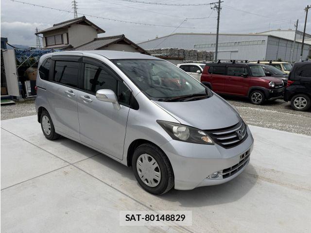 Honda FREED 2009-12 8207609-7