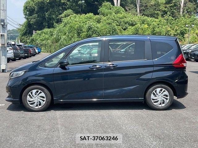 Honda FREED 2021-09 8207590-8