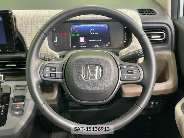 Honda FREED 2024-09 8207589-7