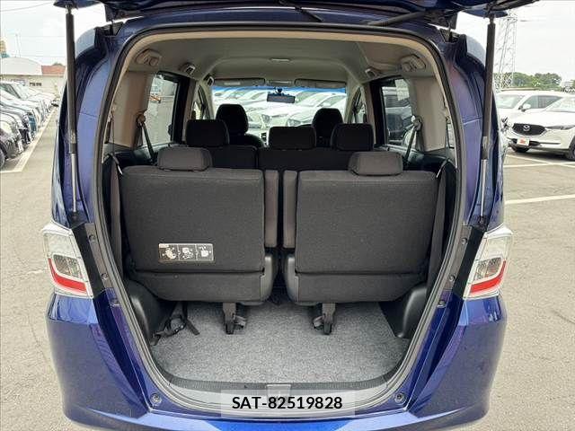 Honda FREED 2012-02 8207607-18