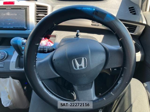 Honda FREED 2011-09 8207613-5