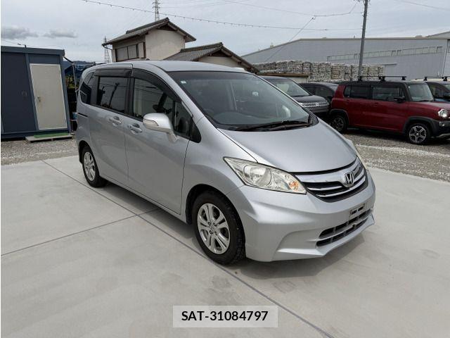 Honda FREED 2012-08 8207606-8