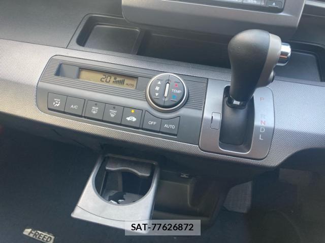 Honda FREED 2010-03 8207612-22