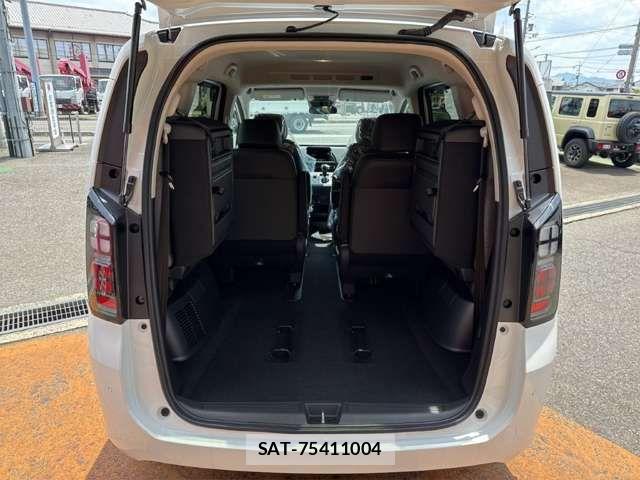 Honda FREED 2026-04 8207586-17