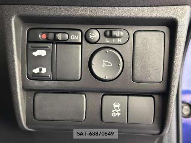 Honda FREED 2014-12 8207598-11