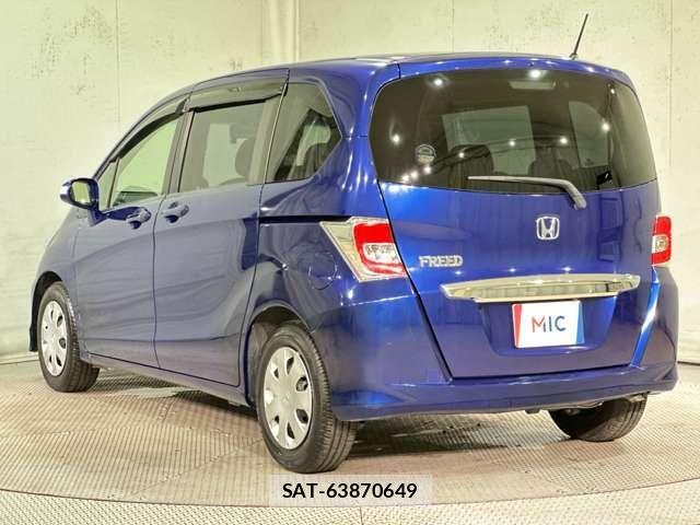 Honda FREED 2014-12 8207598-6