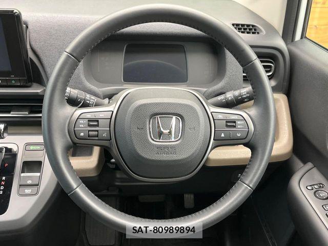 Honda FREED 2024-11 8207588-11