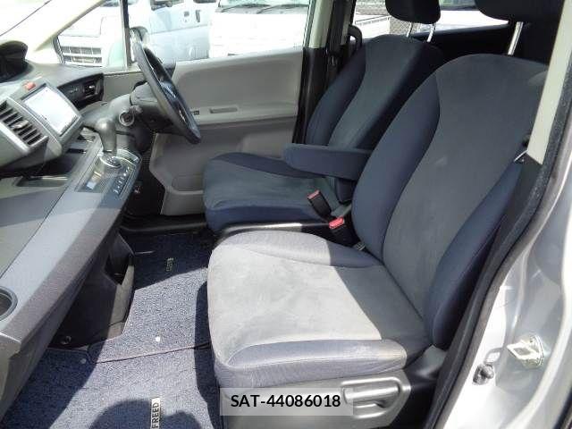 Honda FREED 2009-11 8207615-13
