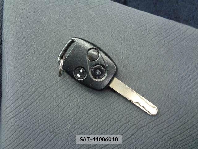 Honda FREED 2009-11 8207615-7