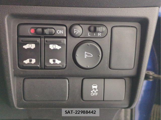 Honda FREED 2013-08 8207610-12