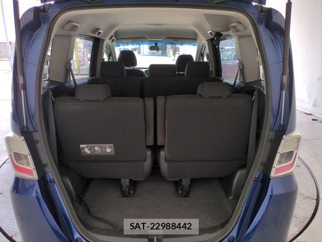 Honda FREED 2013-08 8207610-6