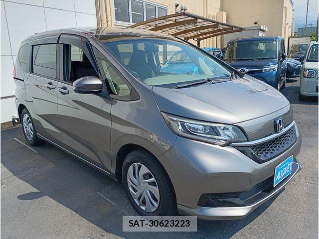 Honda FREED 2019-10 8207597-2