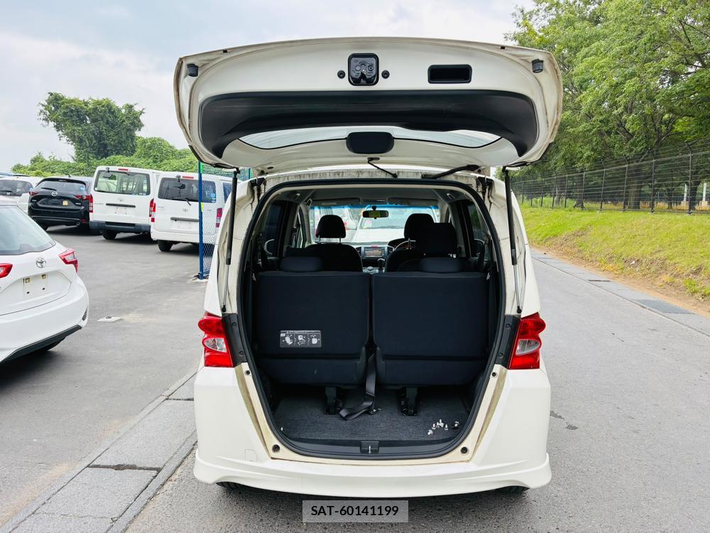 Honda FREED 2009-11 8170161-26