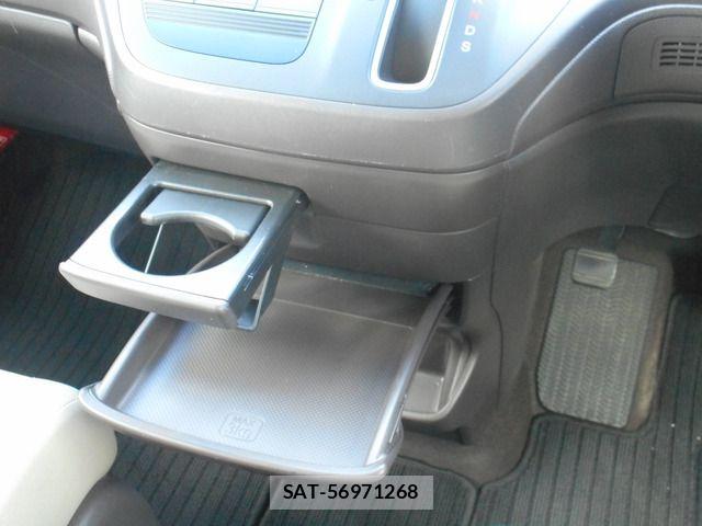 Honda FREED 2019-07 8230131-18