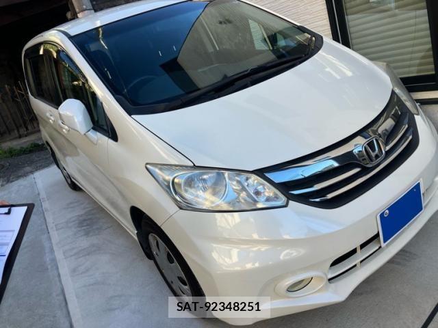 Honda FREED 2012-03 8230133-1
