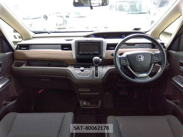 Honda FREED 2023-06 8230125-1