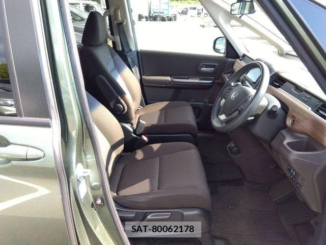 Honda FREED 2023-06 8230125-3