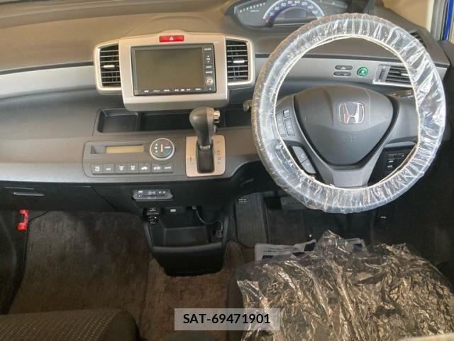 Honda FREED 2011-12 8230134-9
