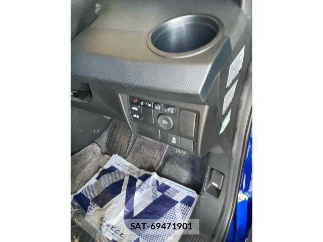 Honda FREED 2011-12 8230134-13
