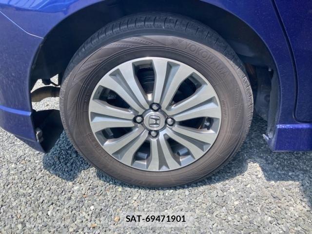 Honda FREED 2011-12 8230134-3